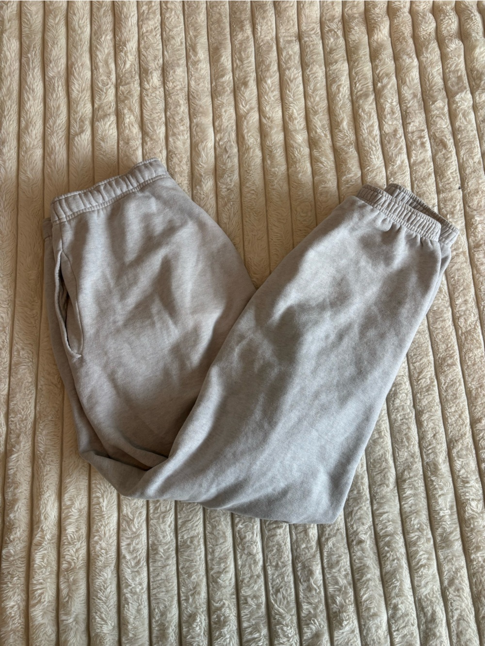 Aritzia Mega Fleece Sweatpants